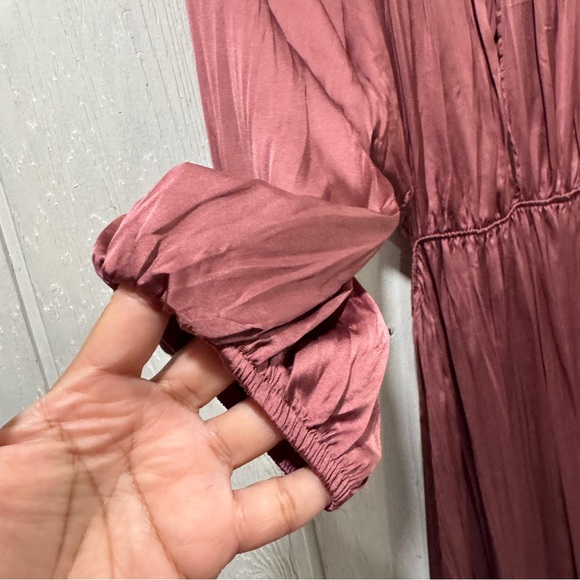 ZARA SS21 SATIN EFFECT MIDI CUT OUT DRESS MARSALA size S - Picture 9 of 10